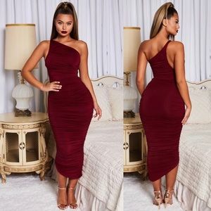 Oh Polly dark red ruched midi dress